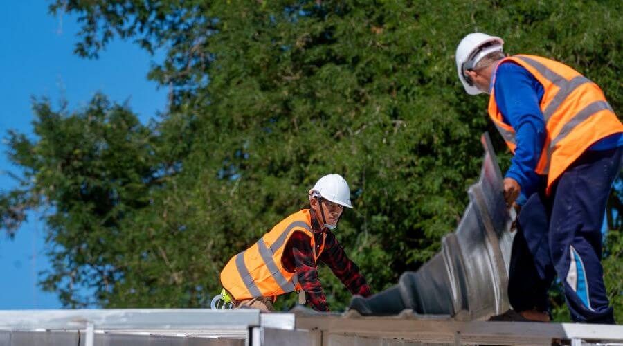 Professional residential roofers in Prairie Du Sac, WI